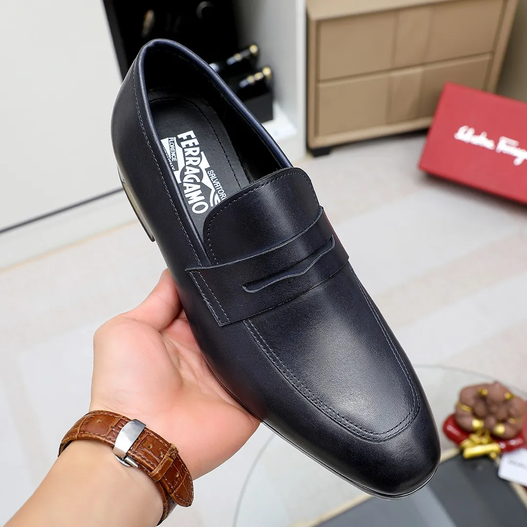 Men's shoes 💰460 🔥Ferragamo's new men's casual slip-on shoes🇨🇳Official website original 1:1 mold, original quality💯Fine workmanship, high-end luxury☘The upper is made of imported Italian first-layer cowhide🌴Luxurious water dyeing🐂Leather lining🍓Rubber wear-resistant and non-slip outsole, breathable and comfortable to wear🍍The first choice for high-grade men, 5 colors available! Code number 38-44 (45.46. Customized)